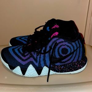 Kyrie Basketball sneakers